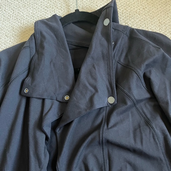 🍋🍋Lululemon Rulu Rally Wrap - Picture 6 of 6